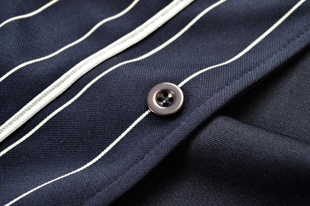 Black and white vertical stripes .JPG